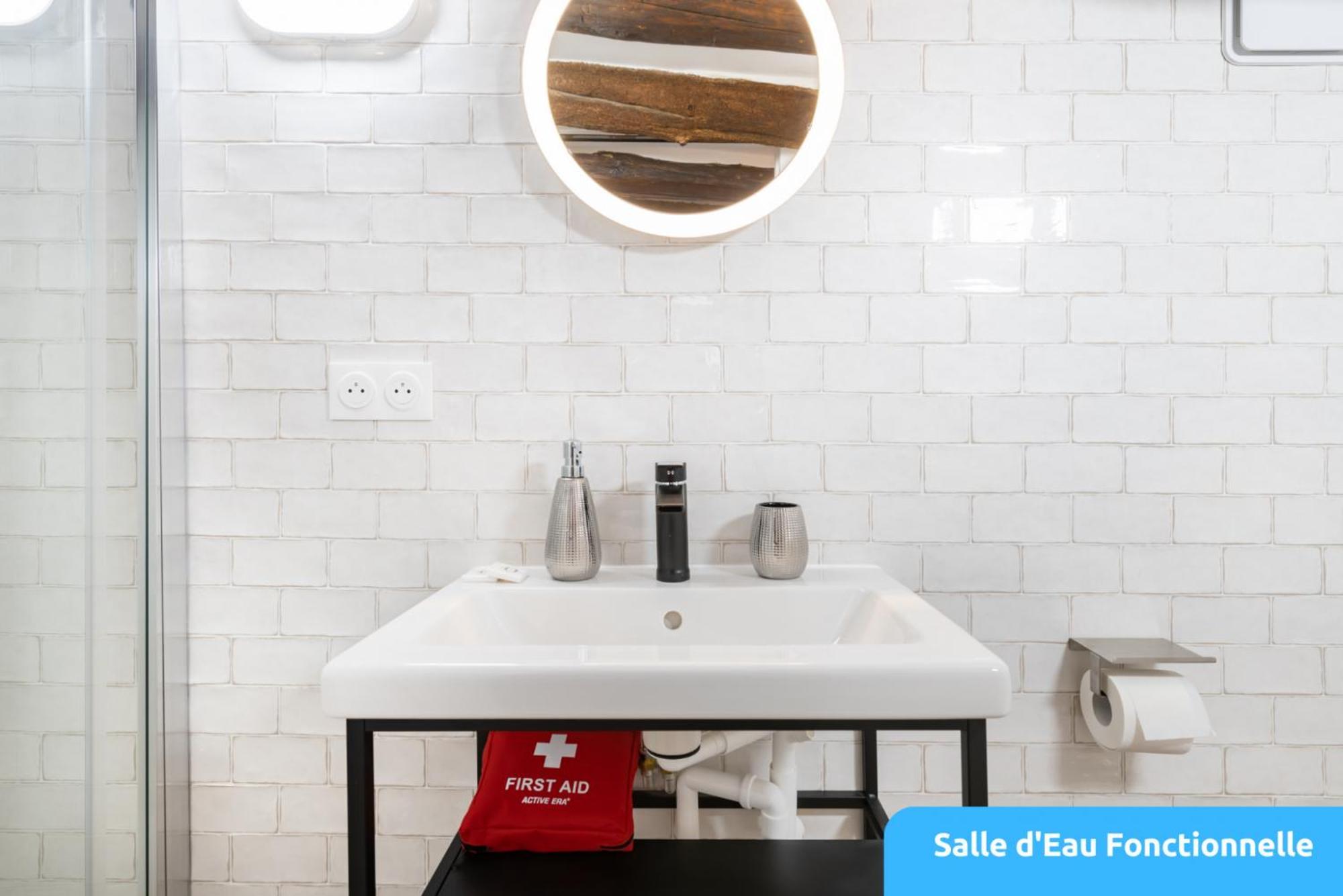 Lou Baou - Calme - Lumineux - Wifi Apartment Gardanne Ruang foto