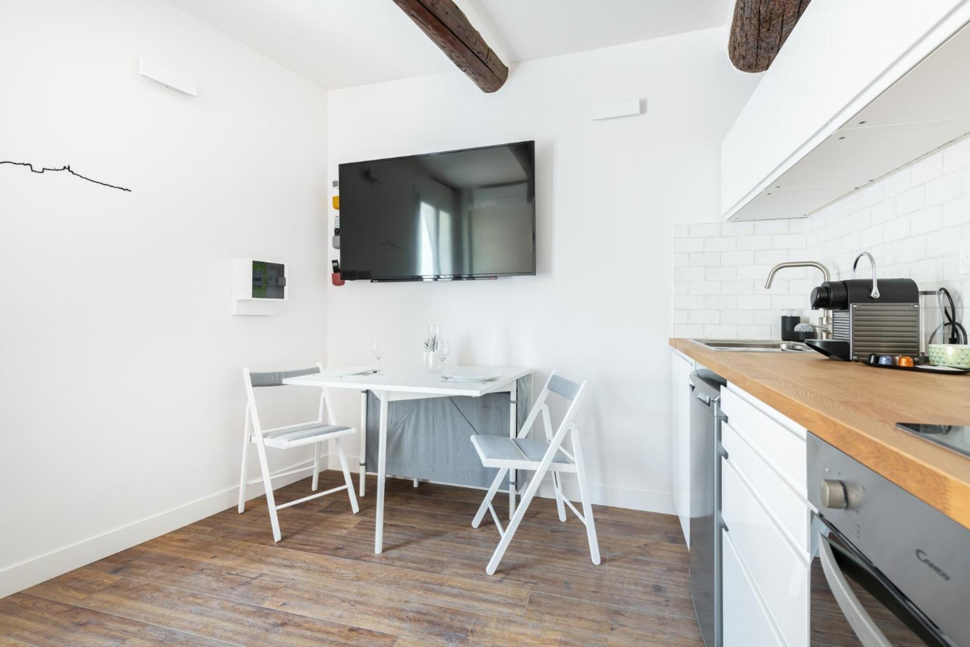 Lou Baou - Calme - Lumineux - Wifi Apartment Gardanne Ruang foto