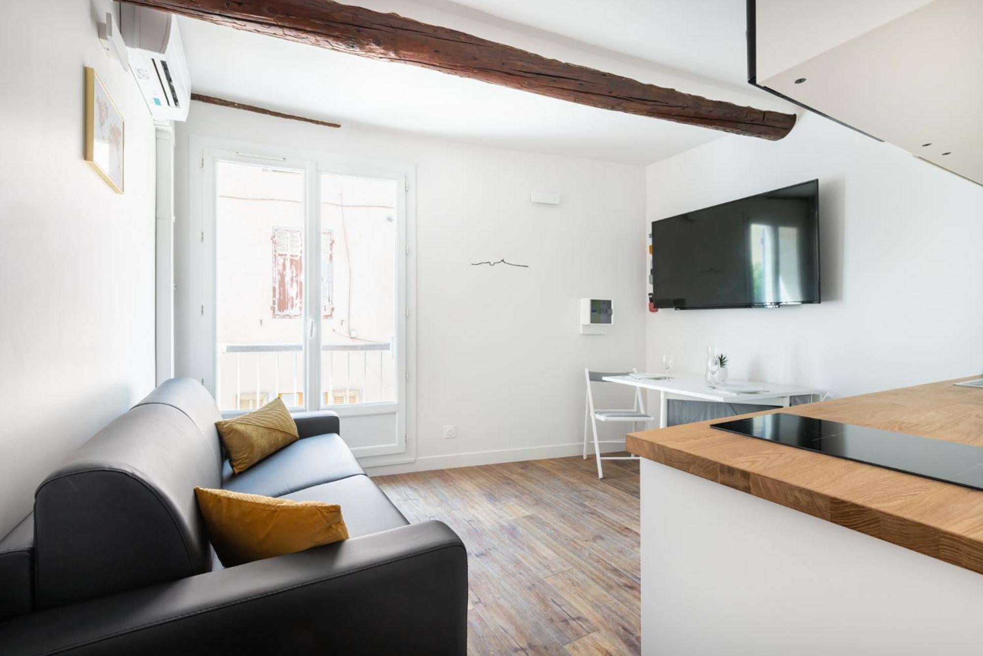 Lou Baou - Calme - Lumineux - Wifi Apartment Gardanne Ruang foto