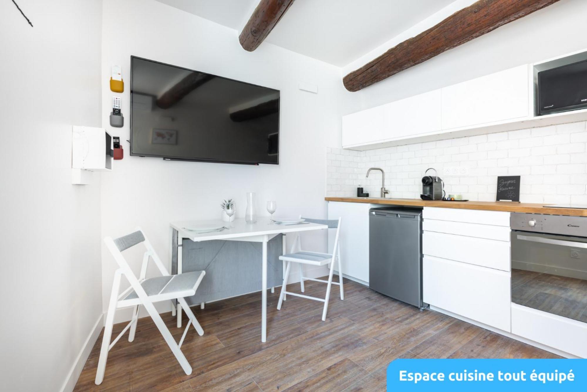 Lou Baou - Calme - Lumineux - Wifi Apartment Gardanne Ruang foto