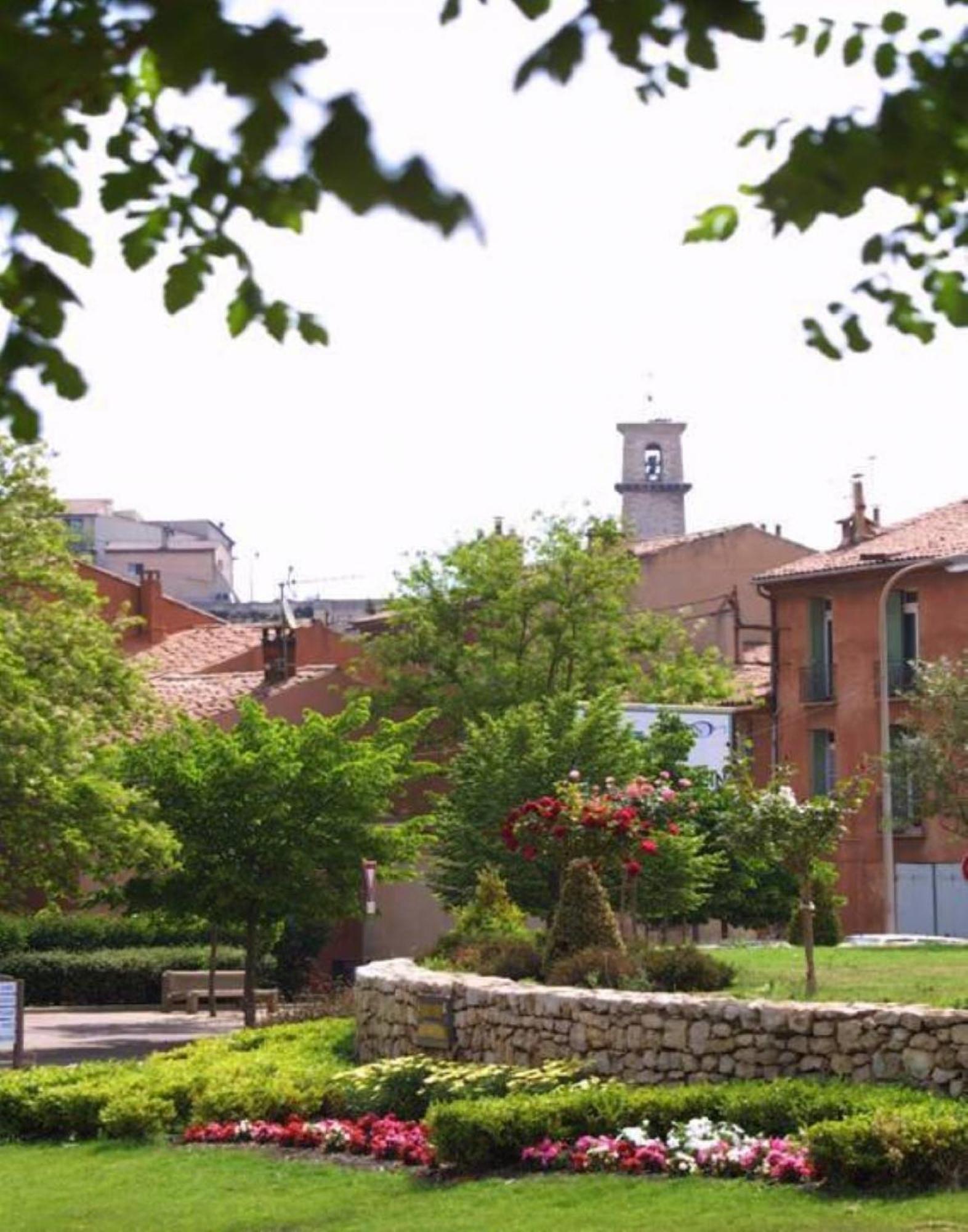 Lou Baou - Calme - Lumineux - Wifi Apartment Gardanne Bagian luar foto